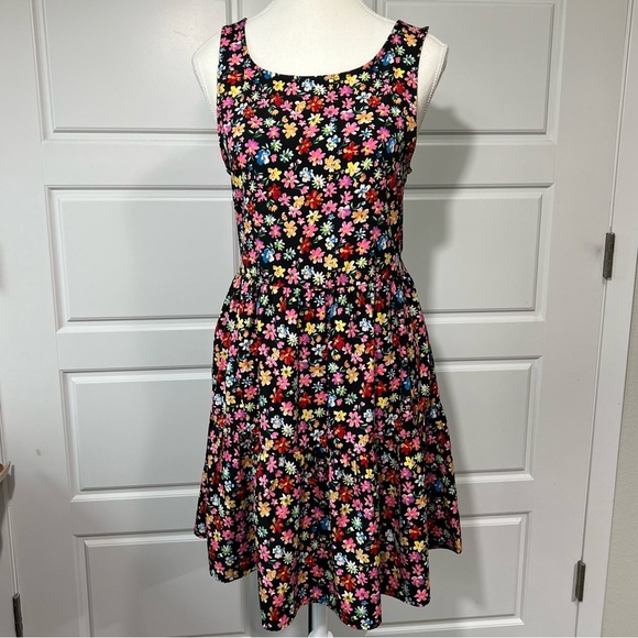 Band of Gypsies SM Women’s Floral Sleeveless Criss Cross Back Mini Dress - Picture 1 of 7